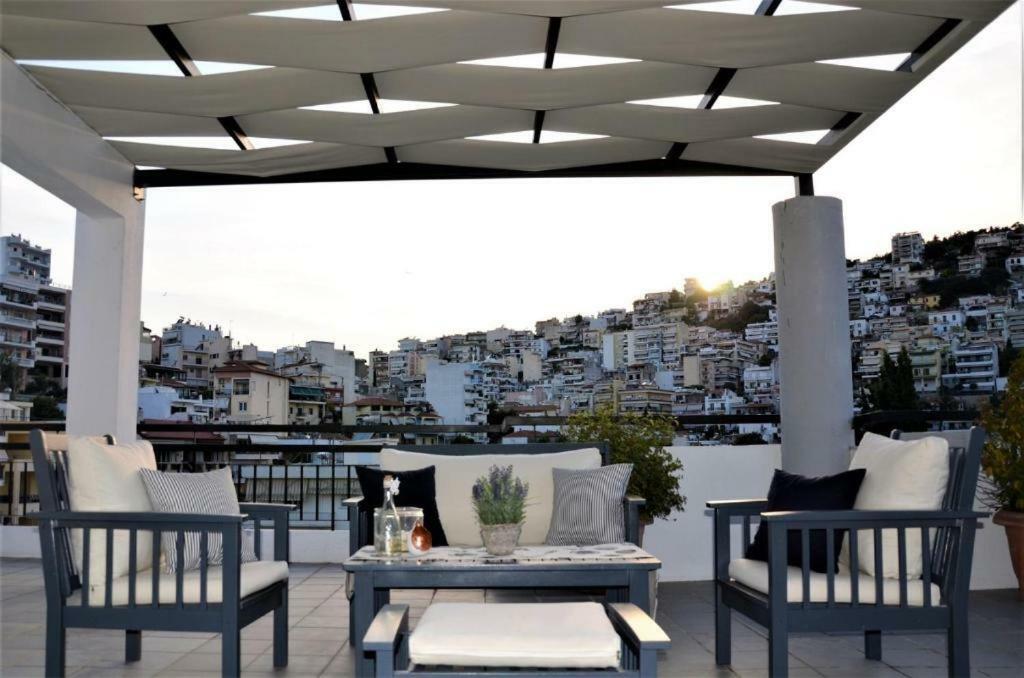 Port View Suites 2 Cavala Exterior foto
