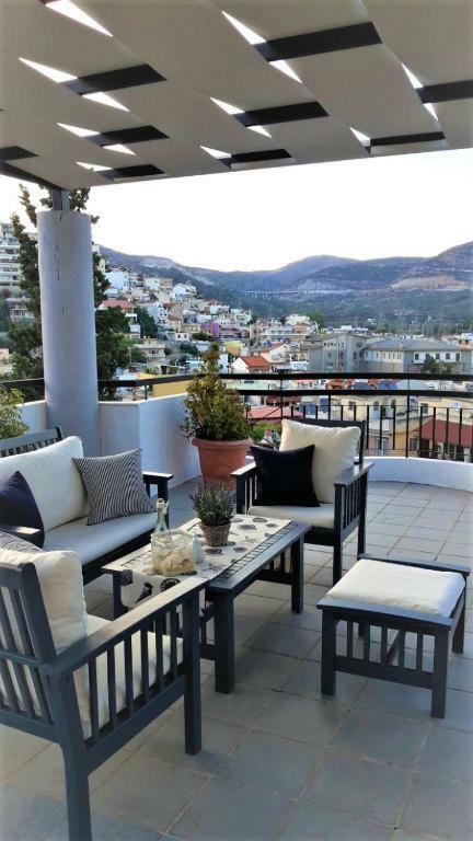 Port View Suites 2 Cavala Exterior foto